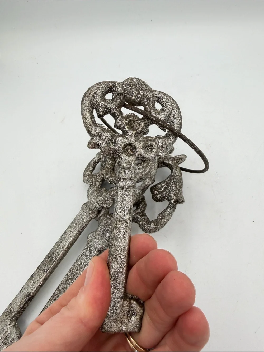 Set of 3 Decorative Skeleton Keys Cast Iron Wall Decor Rustic Farmhouse